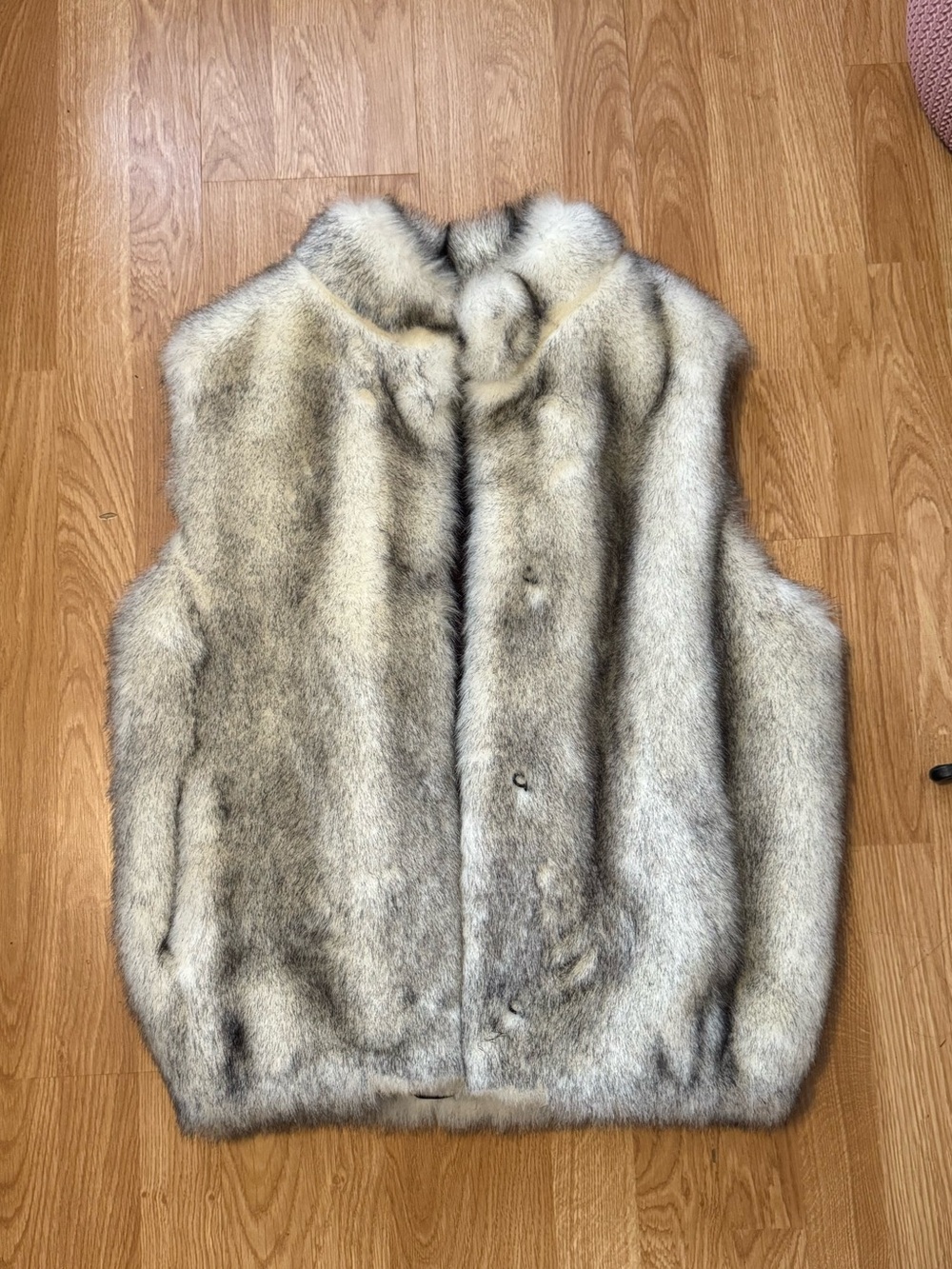 Fabulous Furs Silver-Gray Fur Collar Coat